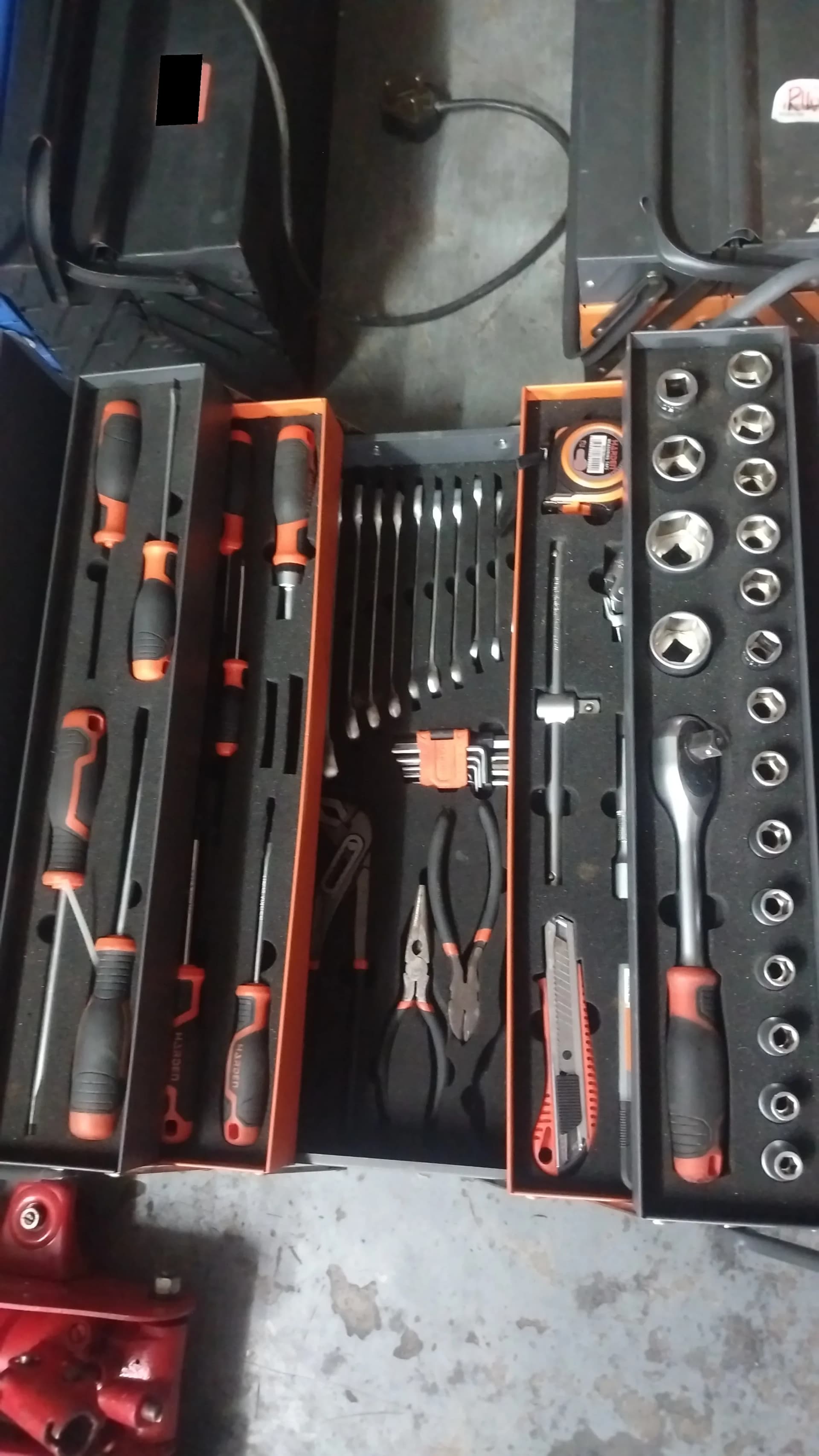Open Harden toolbox showing the tools in foam trays